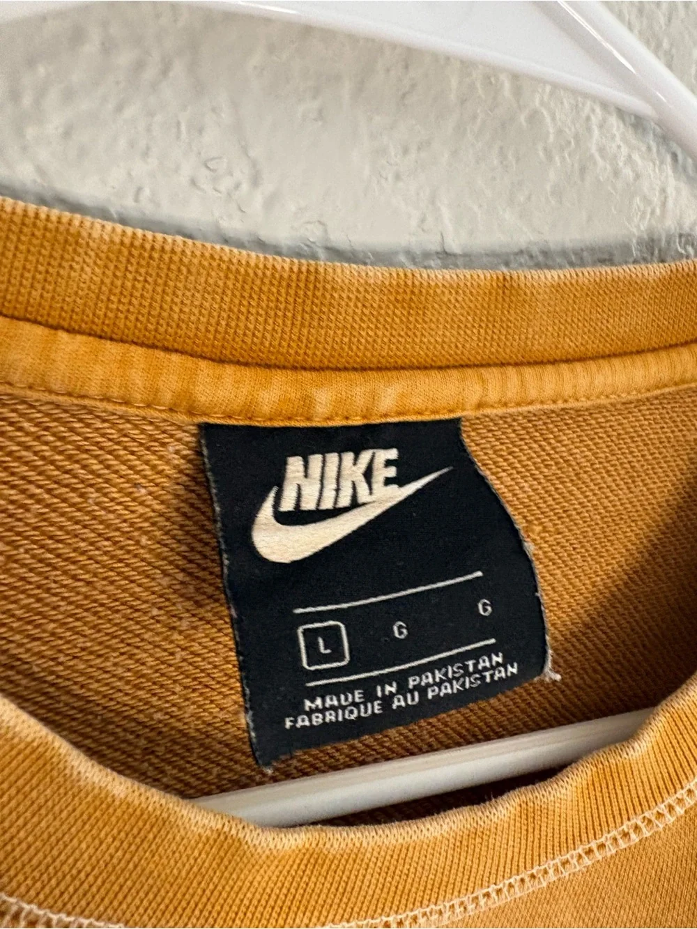 Nike Oversized Sweatshirt Flowy Boxy Mustard Yellow Gold Large